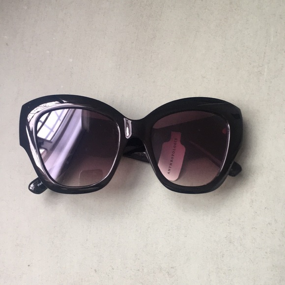 Anthropologie Oversized Cat-Eye Sunglasses - Picture 4 of 6